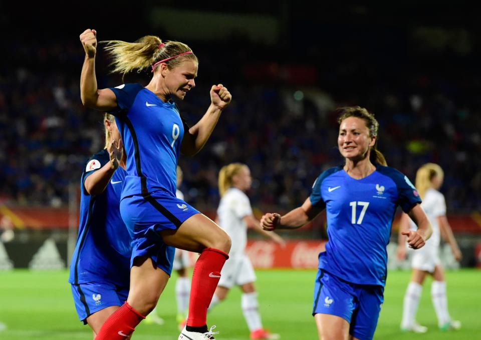 Emmenée par Eugénie Le Sommer, l'équipe de France va tenter de se qualifier pour les quarts de finale.