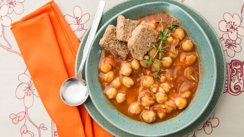 lablabi soup on flowery tablecloth