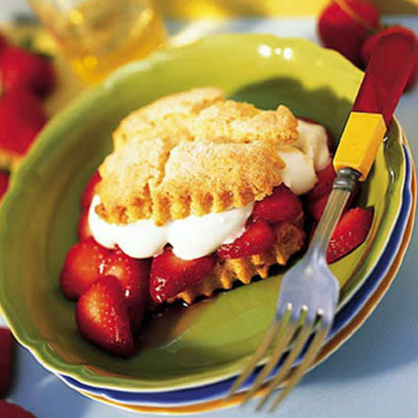 Melt-away Strawberry Shortcakes