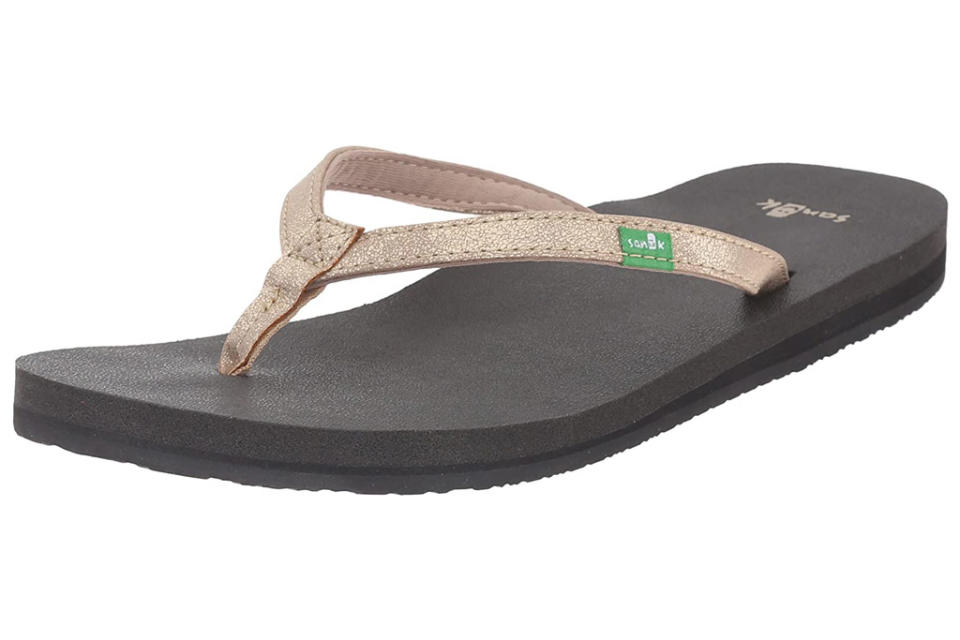 sanuk, gold flip flops