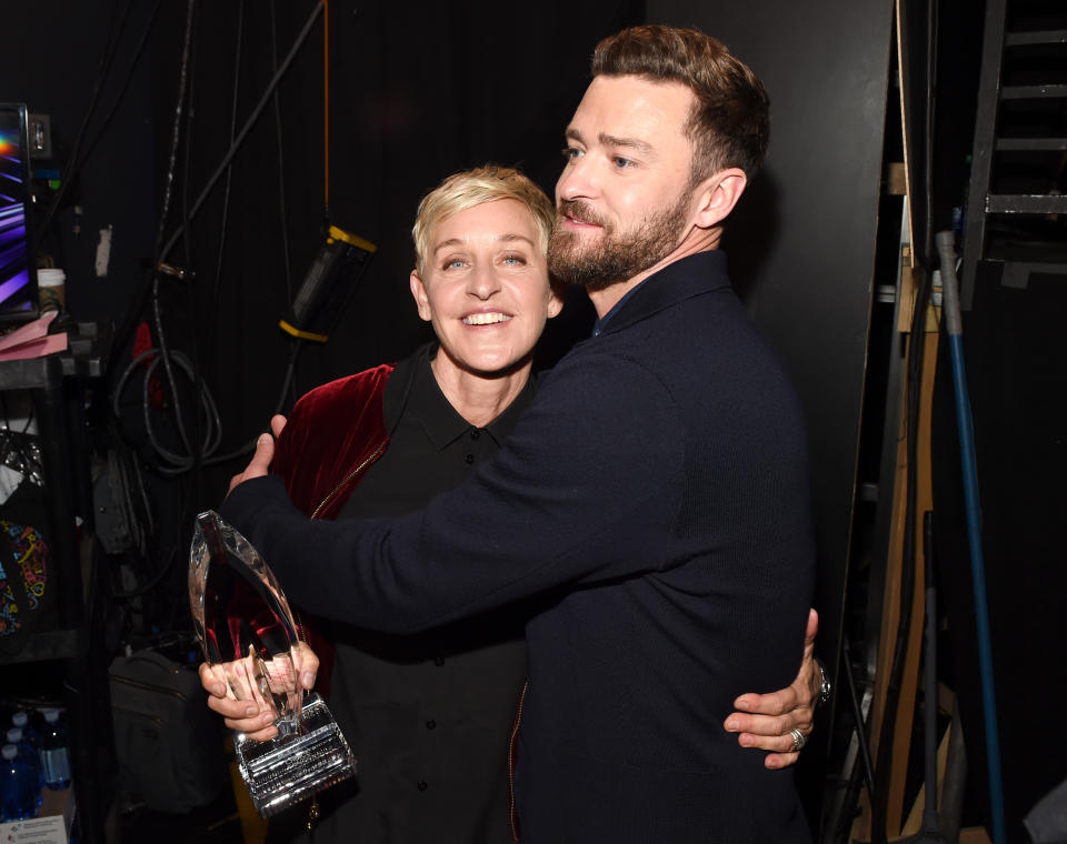 LOS ANGELES, CA - JANUARY 18:  TV personality/actress Ellen DeGeneres (L), winner of the awards for Favorite Animated Movie Voice for 'Finding Dory' as Dory, Favorite Daytime TV Host, and Favorite Comedic Collaboration for 'Ellen DeGeneres and Britney Spears' Mall Mischief' and recording artist/actorJustin Timberlake pose backstage during the People's Choice Awards 2017 at Microsoft Theater on January 18, 2017 in Los Angeles, California.  (Photo by Emma McIntyre/Getty Images for People's Choice Awards)