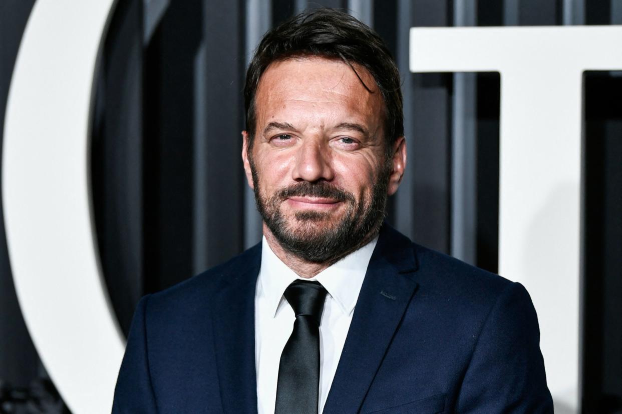 French actor Samuel Le Bihan poses during the annual gala for the season opening at the Opera Garnier in Paris, on September 24, 2021. (Photo by STEPHANE DE SAKUTIN / AFP) (Photo by STEPHANE DE SAKUTIN/AFP via Getty Images)