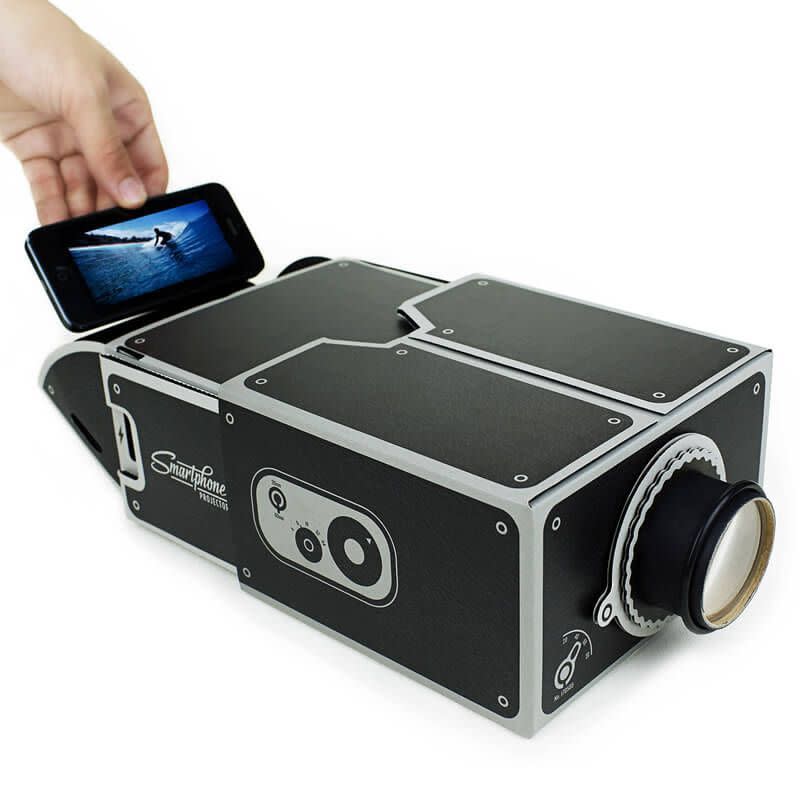 Ce projecteur pour smartphone