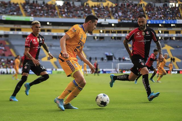 El uruguayo 'Diente' López rescata empate del León ante el América