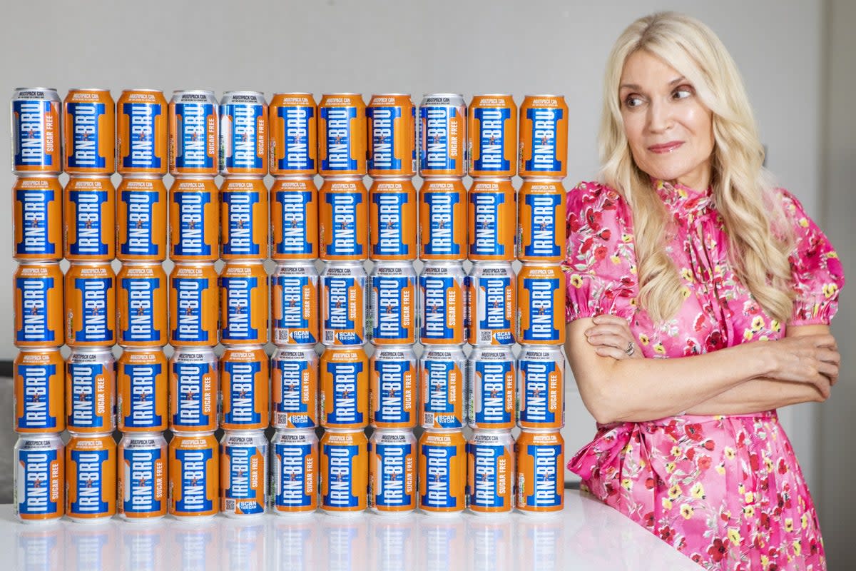 Carole Lamond, 57, who drank 20 cans of Irn Bru a day for 20 years before being hypnotised by David Kilmurry (Katielee Arrowsmith / SWNS)