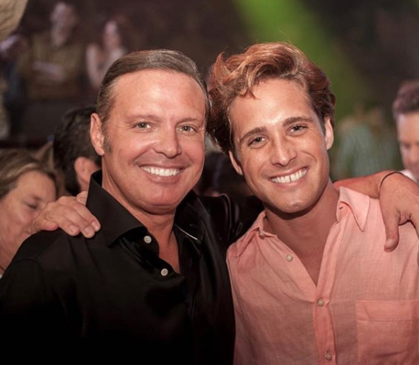 Diego Boneta sorprendió con su actuación como Luis Miguel. Foto: Instagram.com/luismiguellaserie