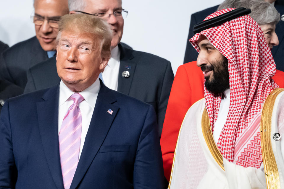 President Donald Trump and de facto Saudi ruler Crown Prince Mohammed bin Salman stand side by side in the group picture at the start of the G20 summit in Osaka, Japan, in June 2019. (Photo: picture alliance via Getty Images)