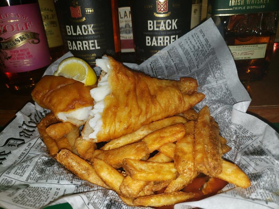 The Hope and Anchor offers a generous 12 ounce portion of Pacific cod, lightly fried in a delicate beer batter. Served with traditional thick-cut English chips & slaw.