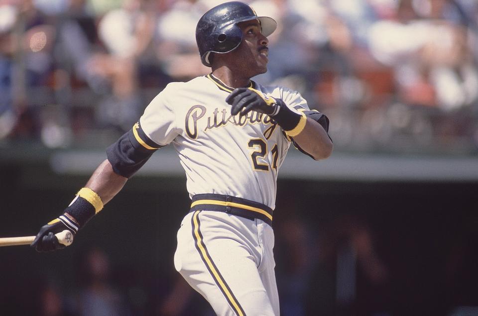 Barry Bonds will be inducted into the Pirates Hall of Fame along with former manager Jim Leyland.  (Richard Maxon/Sports Illustrated via Getty Images) 