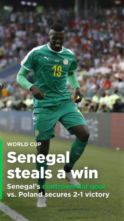 Senegal scores bizarre, controversial goal in 2-1 win over Poland