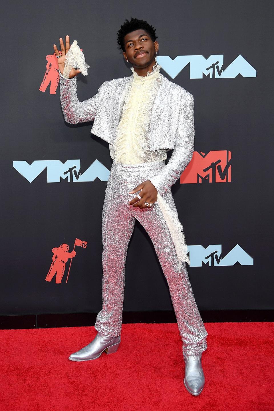 The Must See Looks from the 2019 VMAs
