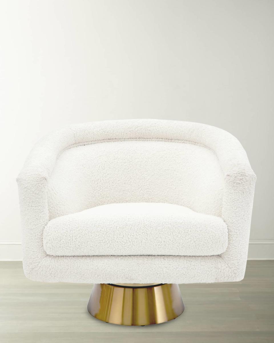 <p><a href="https://go.redirectingat.com?id=74968X1596630&url=https%3A%2F%2Fwww.neimanmarcus.com%2Fp%2Fjonathan-adler-bacharach-swivel-chair-prod254450185&sref=https%3A%2F%2Fwww.elledecor.com%2Fshopping%2Ffurniture%2Fg35163937%2Fsoft-cozy-chairs%2F" rel="nofollow noopener" target="_blank" data-ylk="slk:Shop Now;elm:context_link;itc:0;sec:content-canvas" class="link ">Shop Now</a></p><p>Bacharach Swivel Chair</p><p>neimanmarcus.com</p><p>$2995.00</p><span class="copyright">Jonathan Adler</span>