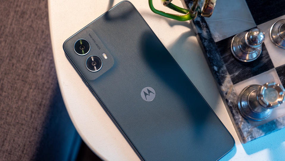 The vegan leather back of the Moto G 5G 2024