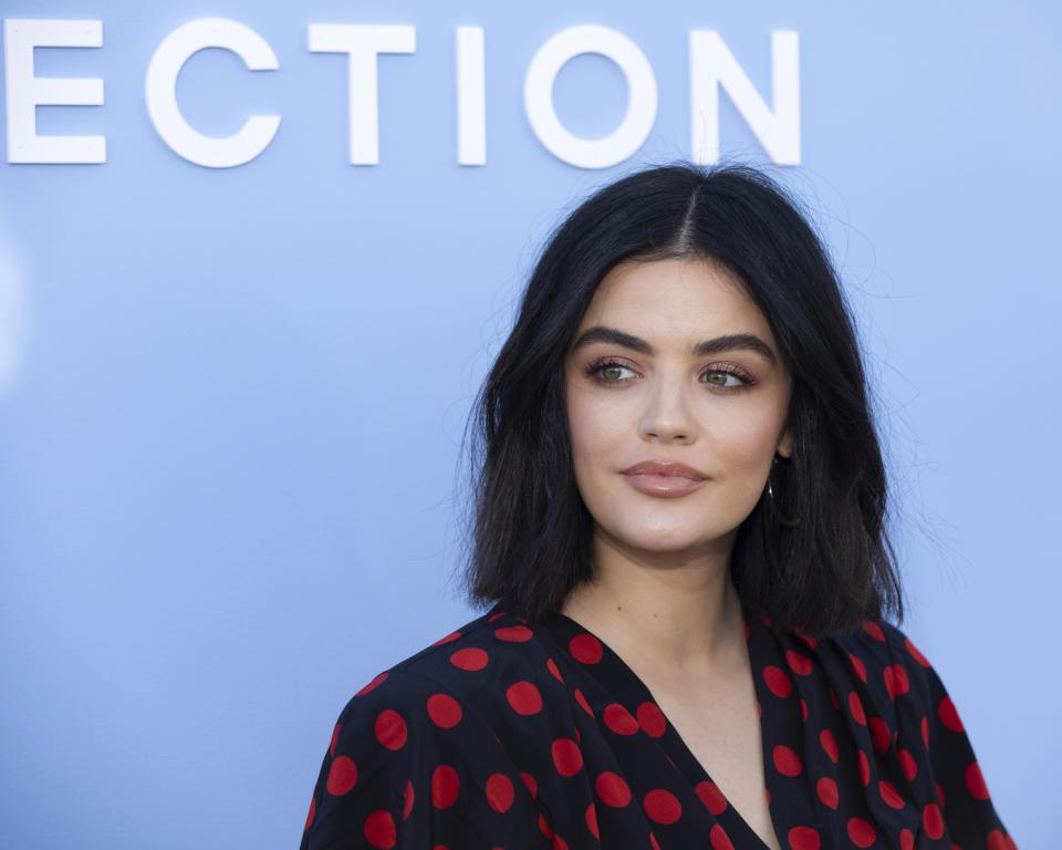 La actriz Lucy Hale asiste al desfile de Michael Kors en la Semana de la Moda de Nueva York, el miércoles 11 de septiembre del 2019. (Foto por Brent N. Clarke/Invision/AP)