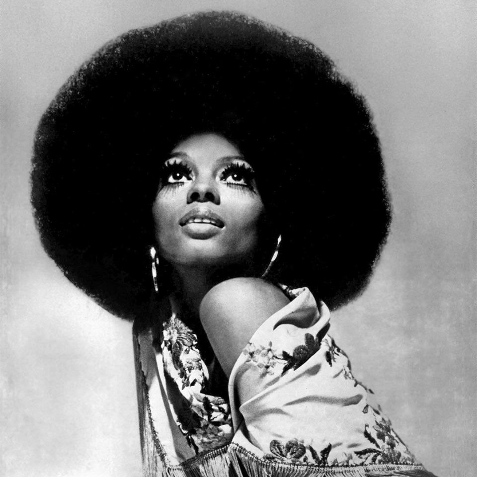 20 Glamorous Vintage Photos of the Incomparable Ms. Diana Ross