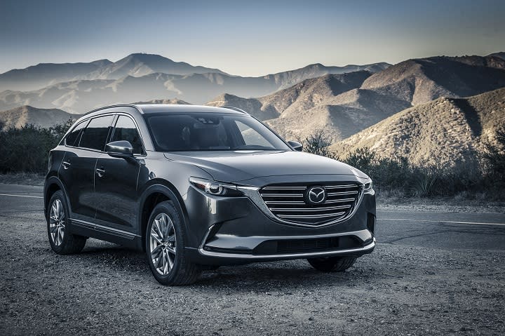 2016 Mazda CX-9 front quarter photo