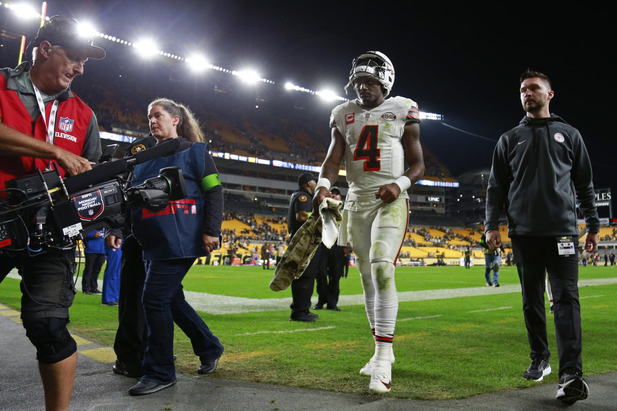 Deshaun Watson gets away with shove of official that could have gotten him  ejected