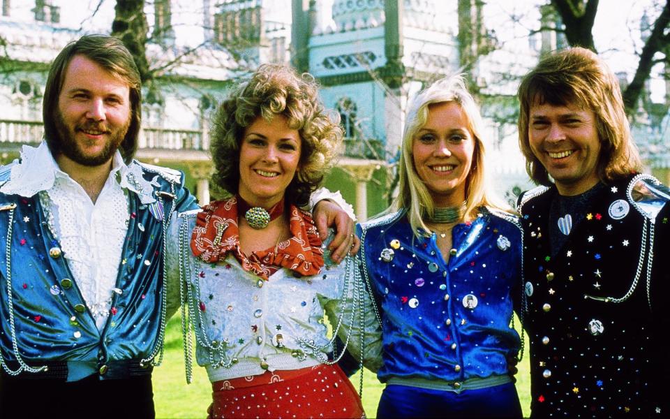 Zehn Jahre lang haben ABBA Musikgeschichte geschrieben. Insgesamt verkaufte die Band, bestehend aus (von lnks) Benny Andersson, Anni-Frid Lyngstad, Agnetha Fältskog und Björn Ulvaeus, über 400 Millionen Alben. (Bild: Universal Music / Wolfgang Heilemann)