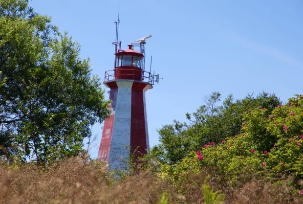 The Partridge Island lighthouse was manned from 1791 until 1989 when the light was automated. The light is still fully operational and maintained by the Department of Fisheries and Oceans. (Julia Wright / CBC - image credit)