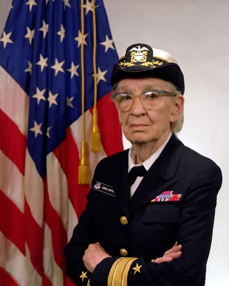 Grace Hopper, inventrice du logiciel information et du terme “bug”