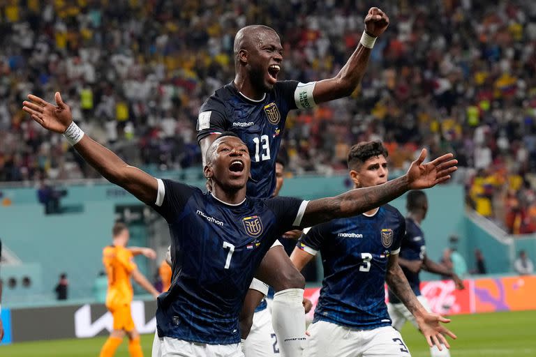 Ecuador celebró otra vez de la mano de Enner Valencia, su goleador: ya tiene seis en Mundiales