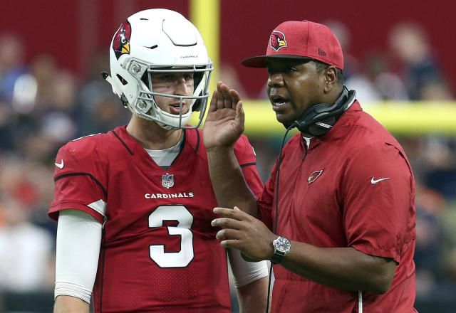 Cardinals fire offensive coordinator Mike McCoy, Byron Leftwich promoted