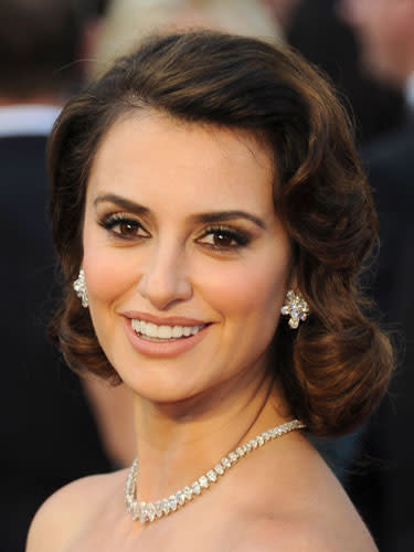 <div class="caption-credit"> Photo by: GETTY</div><div class="caption-title">Penelope Cruz</div>We wear makeup everyday, so it's important to invest in products that will help, rather than hurt, your skin. To smooth out fine lines like this glowing goddess, we recommend stocking up on a <a rel="nofollow noopener" href="http://www.realbeauty.com/skin/face/luxury-skincare-products" target="_blank" data-ylk="slk:moisturizer;elm:context_link;itc:0;sec:content-canvas" class="link ">moisturizer</a> and <a rel="nofollow noopener" href="http://www.realbeauty.com/product-finder-wrapper/anti-aging-foundation" target="_blank" data-ylk="slk:foundation;elm:context_link;itc:0;sec:content-canvas" class="link ">foundation</a> that has anti-aging ingredients, like Retinol. <br> <br> <p> <b>Read more: <a rel="nofollow noopener" href="http://www.realbeauty.com/skin/face/101-skin-care-tips" target="_blank" data-ylk="slk:101 Skin-Care Tips;elm:context_link;itc:0;sec:content-canvas" class="link ">101 Skin-Care Tips</a></b> </p> <p> <b>Read more: <a rel="nofollow noopener" href="http://www.realbeauty.com/makeup/celebrity/celebrity-beauty-secrets" target="_blank" data-ylk="slk:The Best Celebrity Beauty Secrets Ever;elm:context_link;itc:0;sec:content-canvas" class="link ">The Best Celebrity Beauty Secrets Ever</a></b> </p>