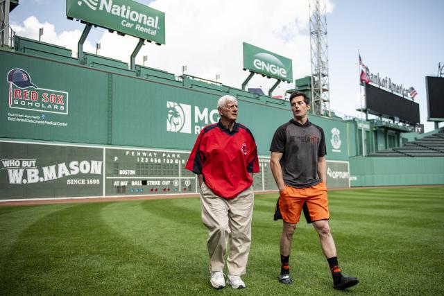 Carl Yastrzemski (Boston Red Sox) and his grandson Mike