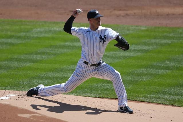 Jose Berrios strikes out 12 Milwaukee batters in six no-hit innings, Twins  win 2-0