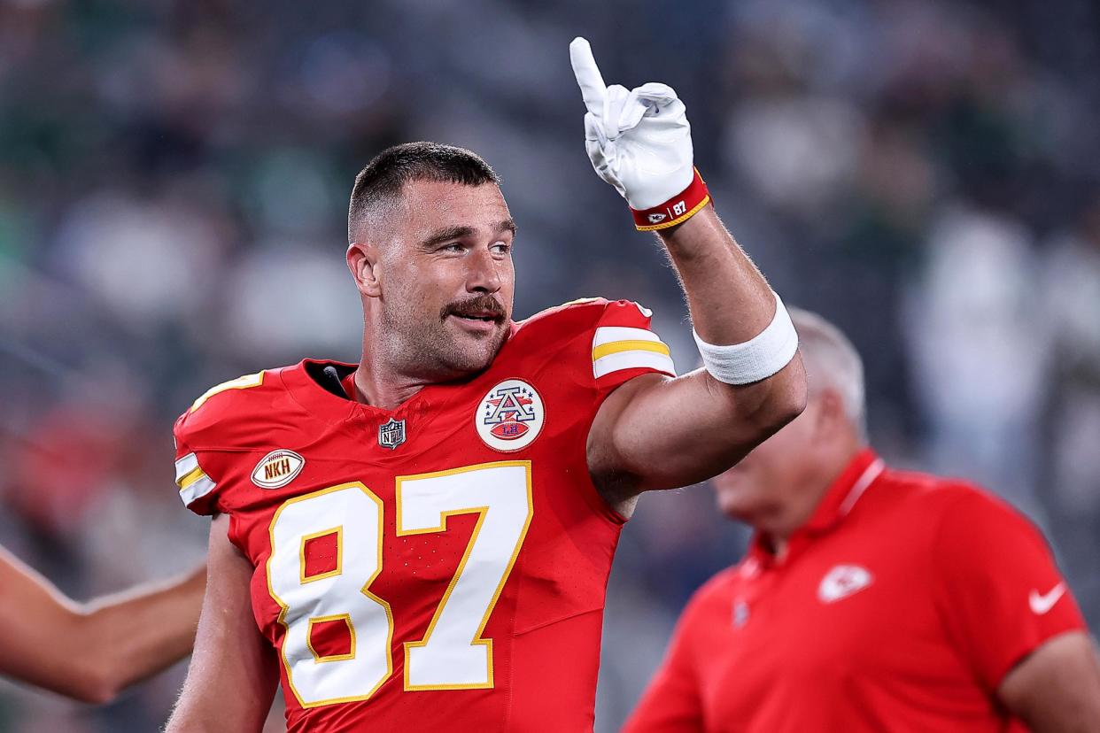 Travis Kelce Signs New Contract With Chiefs Becomes Highest Paid Tight End in NFL 360