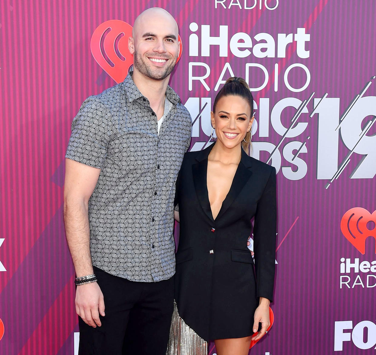 Jana Kramer Says Shes Not Gonna Divorce a Good Man Amid Online Troll Backlash