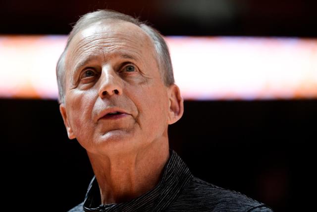 Rick Barnes' daily prayer texts go beyond Dick Vitale. High school  basketball coaches get them, too