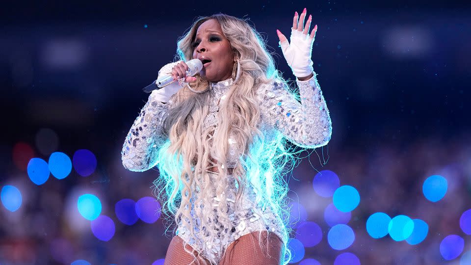 Mary J. Blige performing during the Super Bowl half time show in 2022. - Lynne Sladky/AP