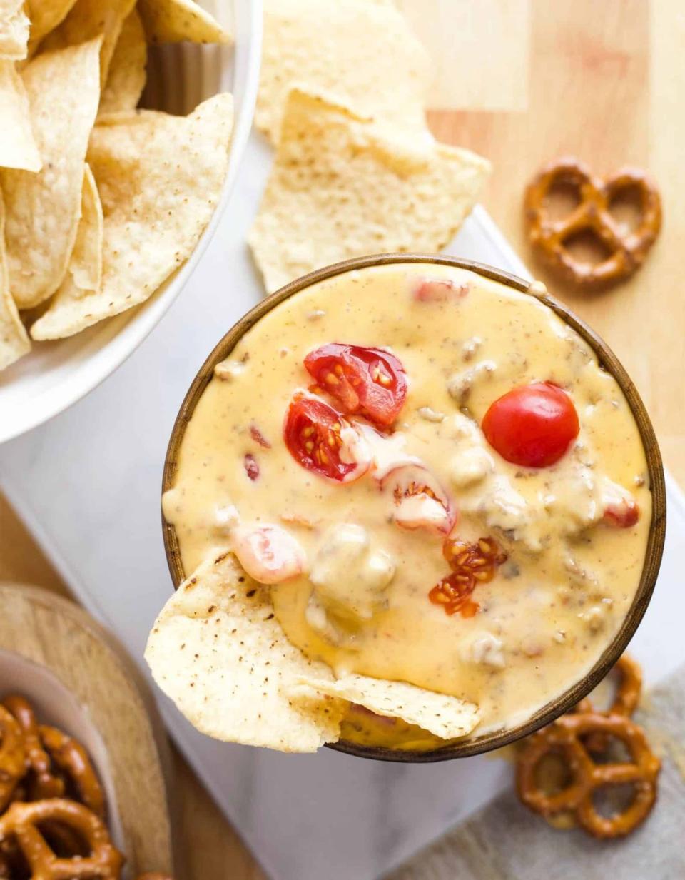 Crock-Pot Cheeseburger Dip