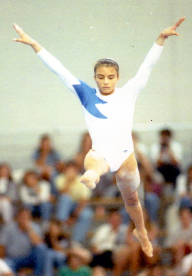 Romina Plataroti en acción durante los Juegos Panamericanos Mar del Plata 1995; fue su última competencia oficial como gimnasta