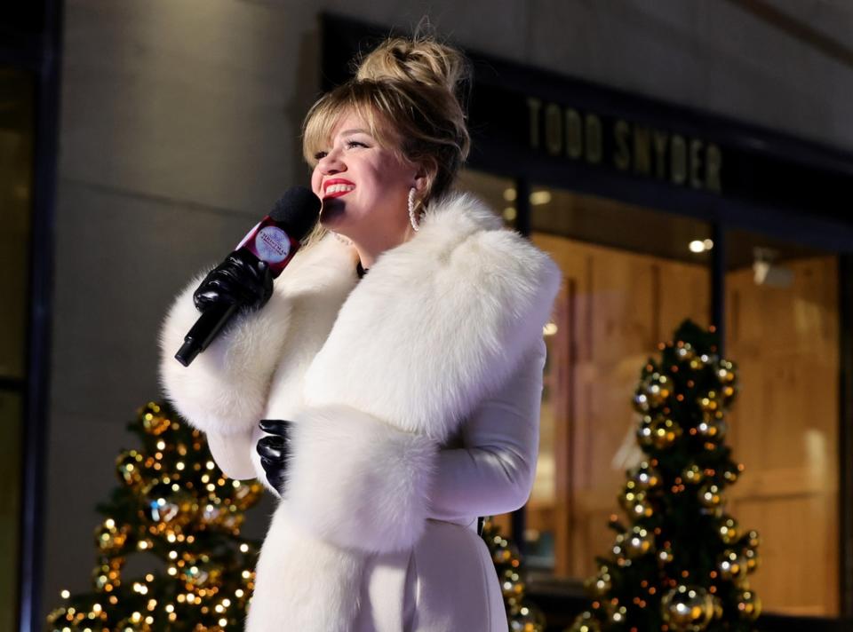 Kelly Clarkson, 2023 Rockefeller Center Christmas Tree Lighting