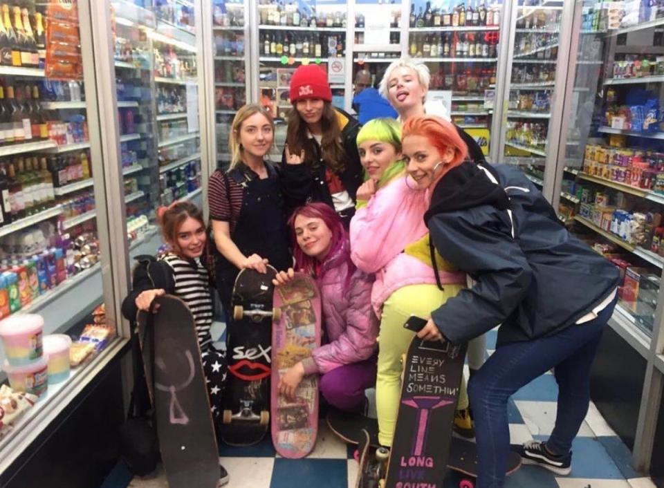 Kellie Simpson with the Girls Can’t Skate Crew (Girls Can’t Skate Crew)