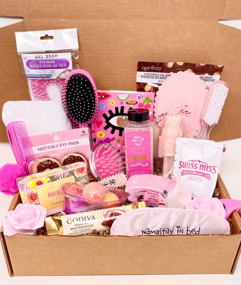 14) Pretty in Pink Pamper Set