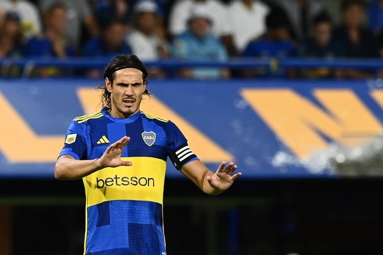 Boca busca su primera victoria en la Copa Sudamericana contra Sportivo Trinidense en la Bombonera, con Edinson Cavani