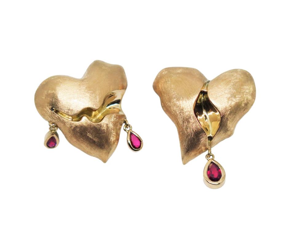 Kinee’s Love earrings, £10,560, Francis de Lara X Gemfields X Walk For Giants gemfields.com  (Gemfields)