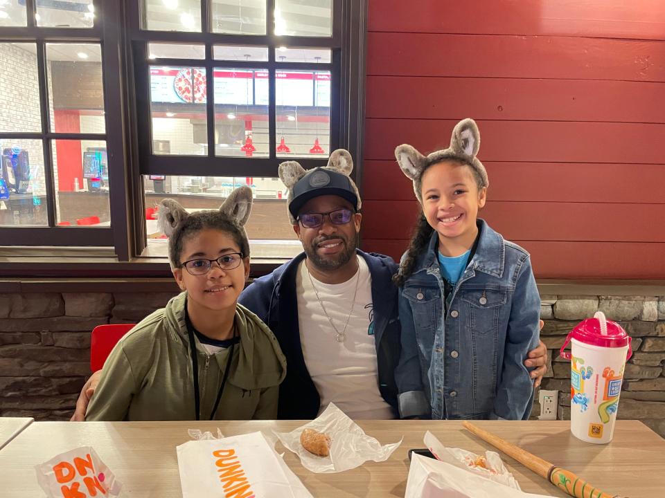 Cailee, Xavier and Alyssa Davis enjoying their time at Great Wolf Lodge Maryland.