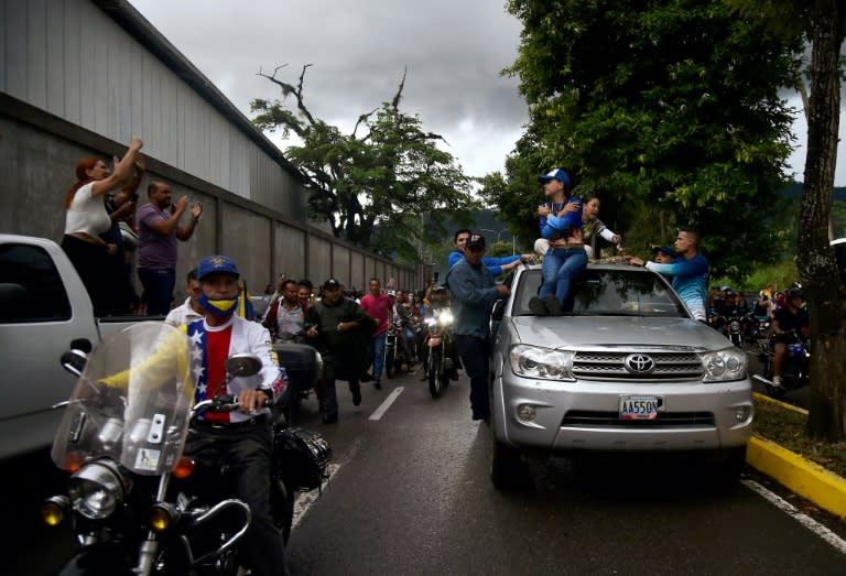 La líder de la oposición de Venezuela María Corina Machado durante un recorrido de campaña en San Juan de Colón, estado de Táchira, Venezuela, el 27 de junio de 2024 (Schneyder Mendoza)