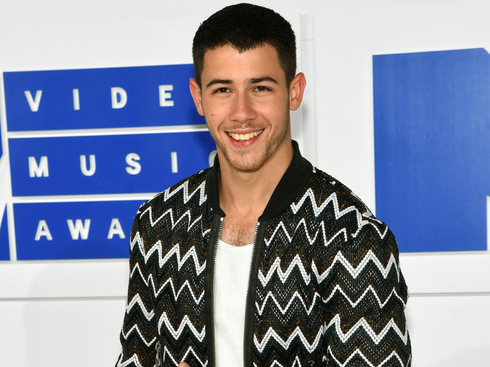 NICK JONAS