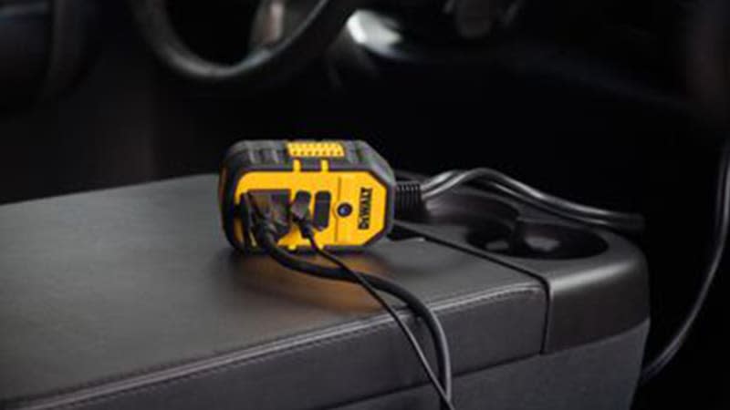 DEWALT Power Inverter 140W Car Converter 4