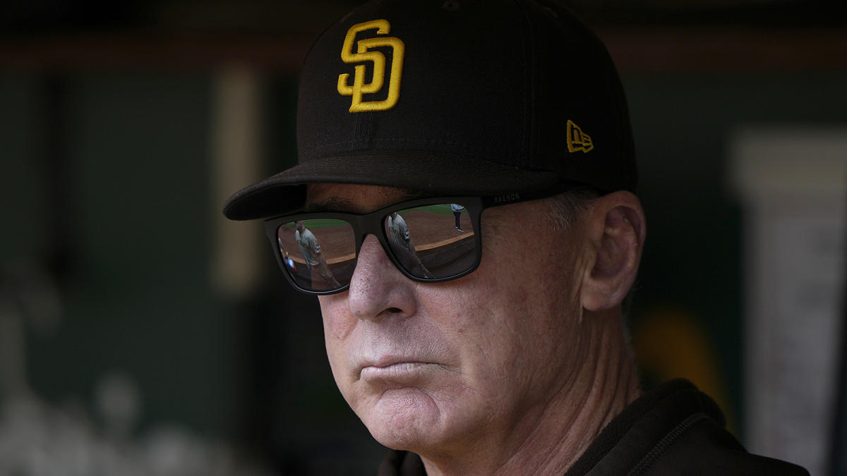 Melvin now Giants manager front-runner as Padres grant interview