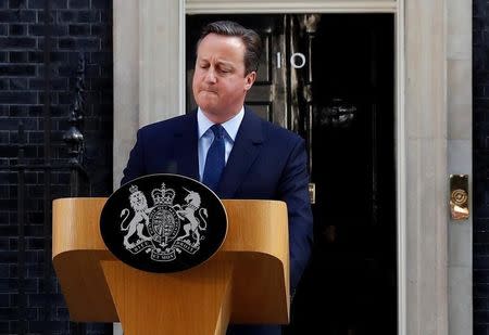 Britain's Prime Minister David Cameron speaks after Britain voted to leave the European Union, outside Number 10 Downing Street in London, Britain June 24, 2016. REUTERS/Stefan Wermuth