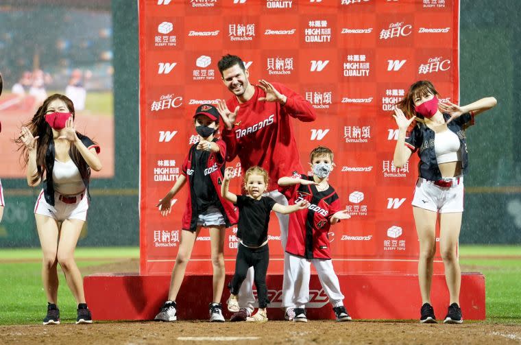 布里悍先發5.2局、103球，拿下本季第3勝、第1次單場MVP。味全龍提供