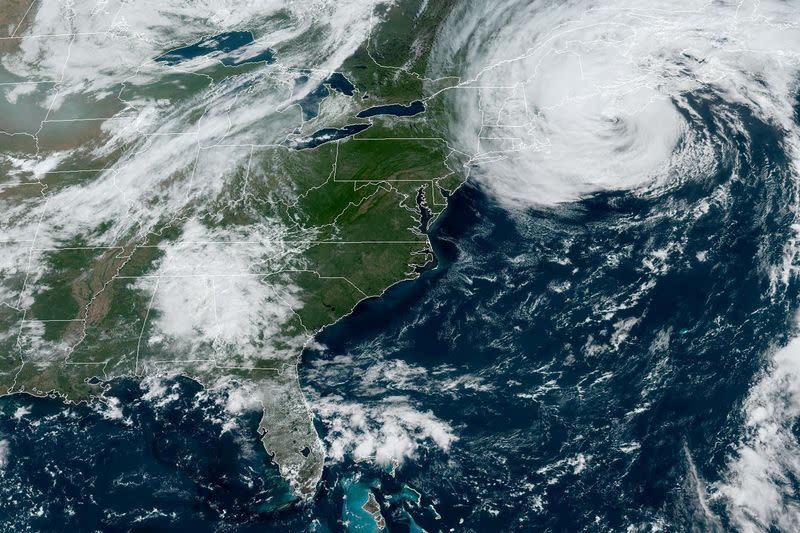 Hurricane Lee approaches landfall in the Canadian Maritimes