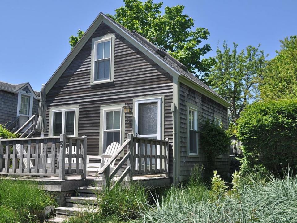 19 Tiny Beach Cottages You Can Rent