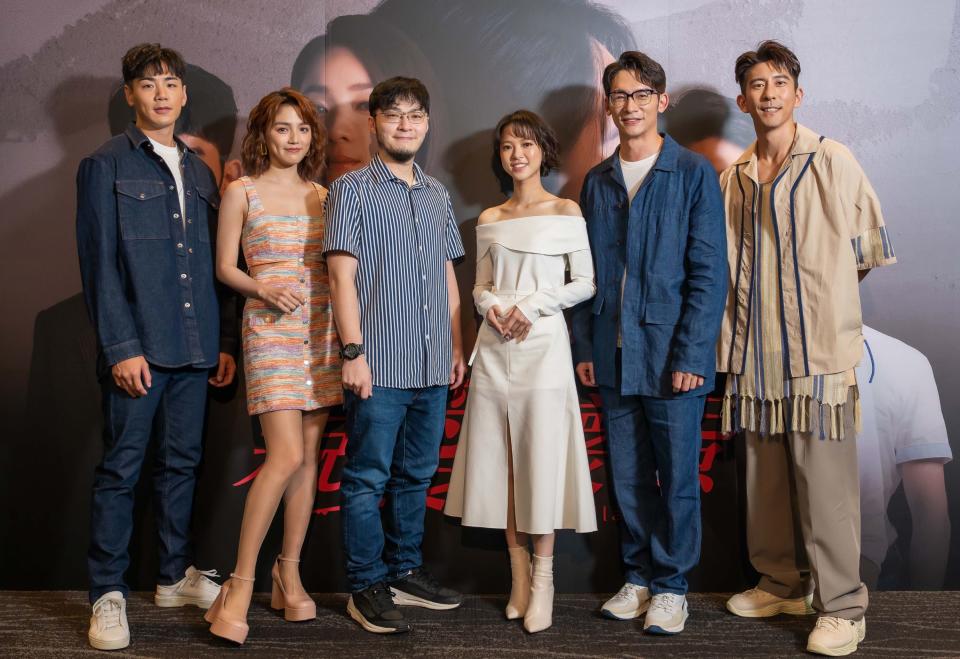 ▲禾浩辰 (左起)、謝雨芝、導演洪子鵬、項婕如、温昇豪、修杰楷出席媒體茶敘。
